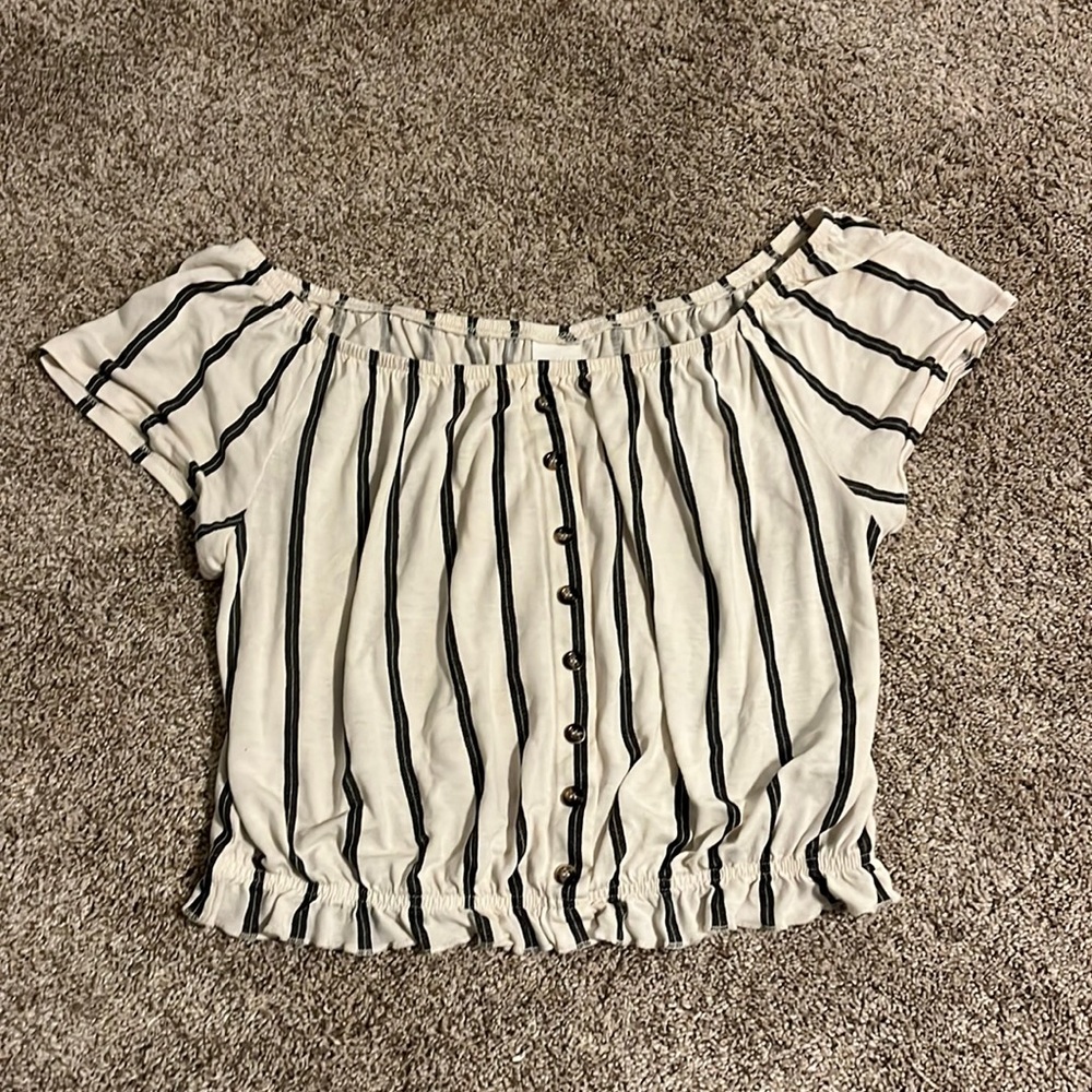 👀CUTE DRESSY CROP TOP FROM H&M👀